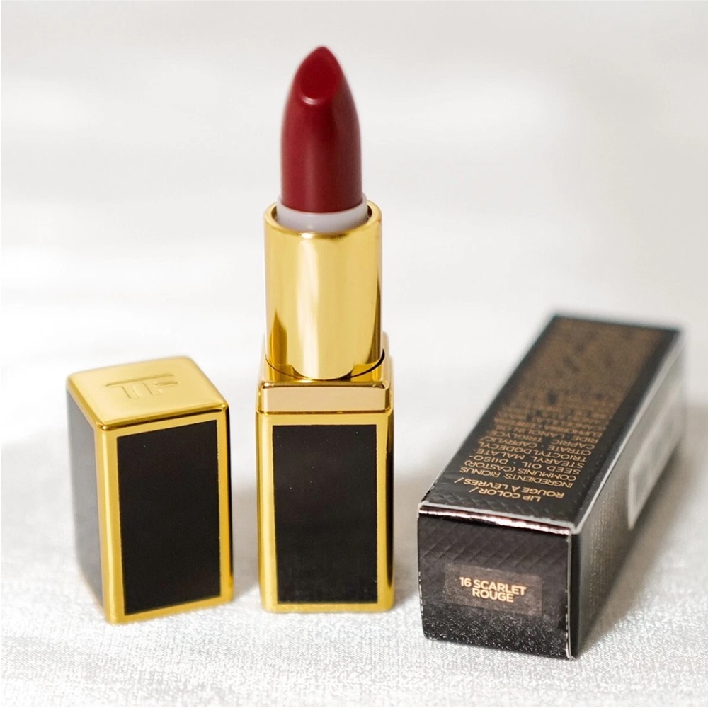 1-pc TOM FORD Lip Color Lipstick 16 Scarlet Rouge Travel Size 0.03 oz / 1 g NIB - Picture 3 of 3